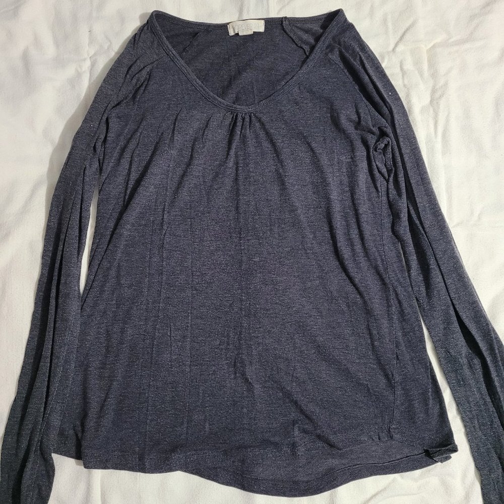 Forever 21 dark grey long sleeve shirt in a size medium